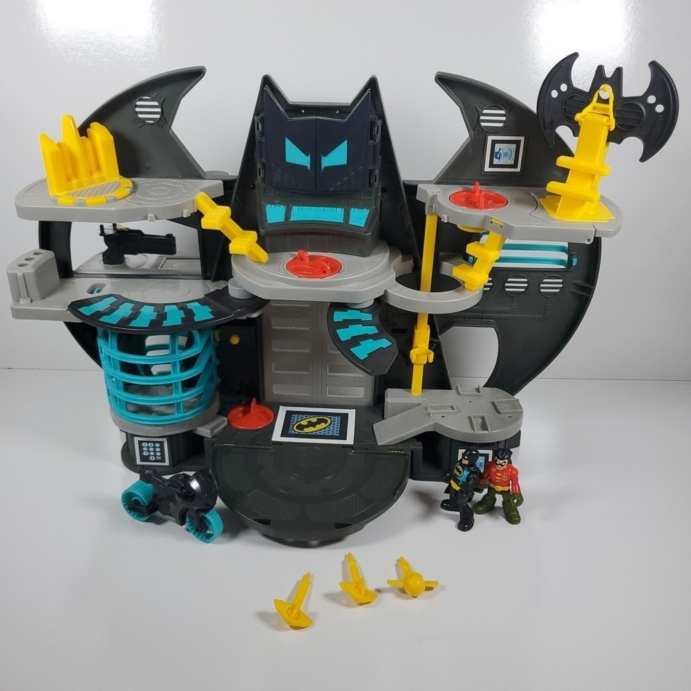 Fisher-Price Imaginext Batman Batcave Playset DC Super Friends Bat Cave Toy Set